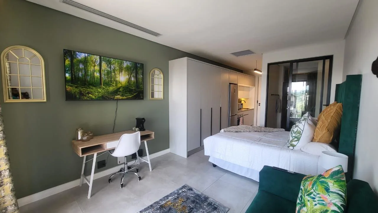 Apartment / flat to rent in Waterfall