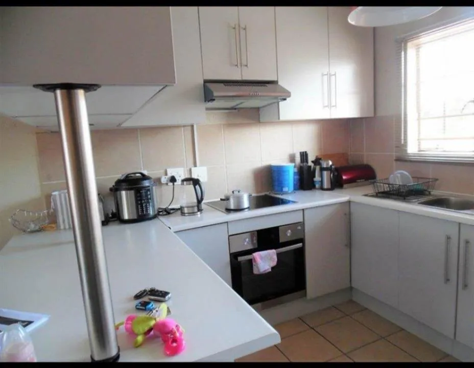 2 Bedroom Apartment / flat to rent in Heuwelsig Estate