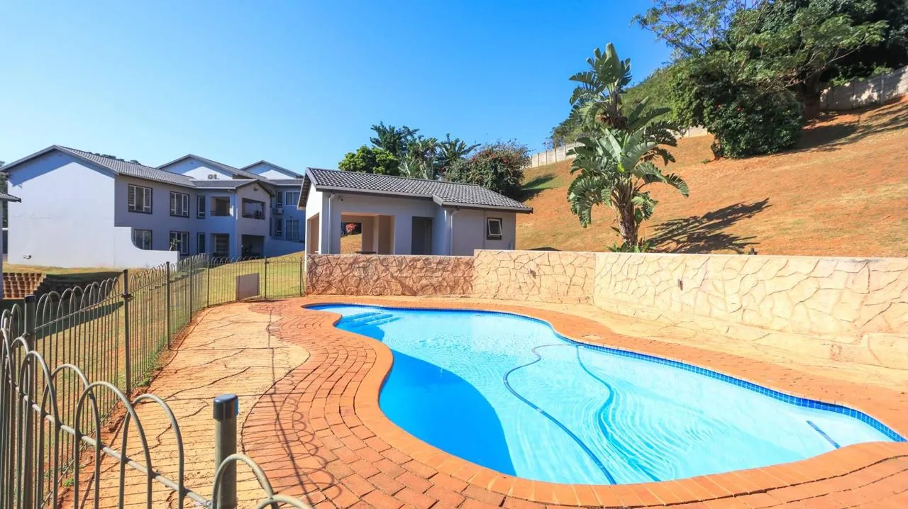 3 Bedroom Townhouse to rent in Sunningdale