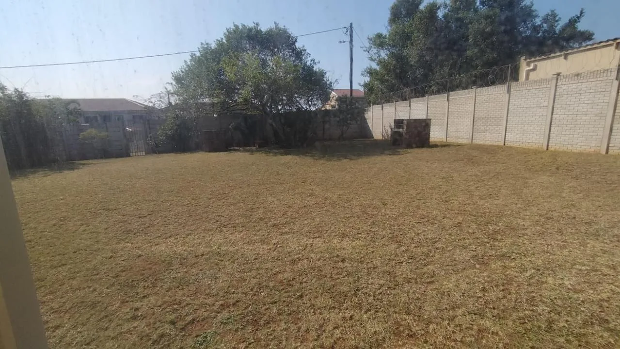 1.5 Bedroom Apartment / flat to rent in Illovo Beach