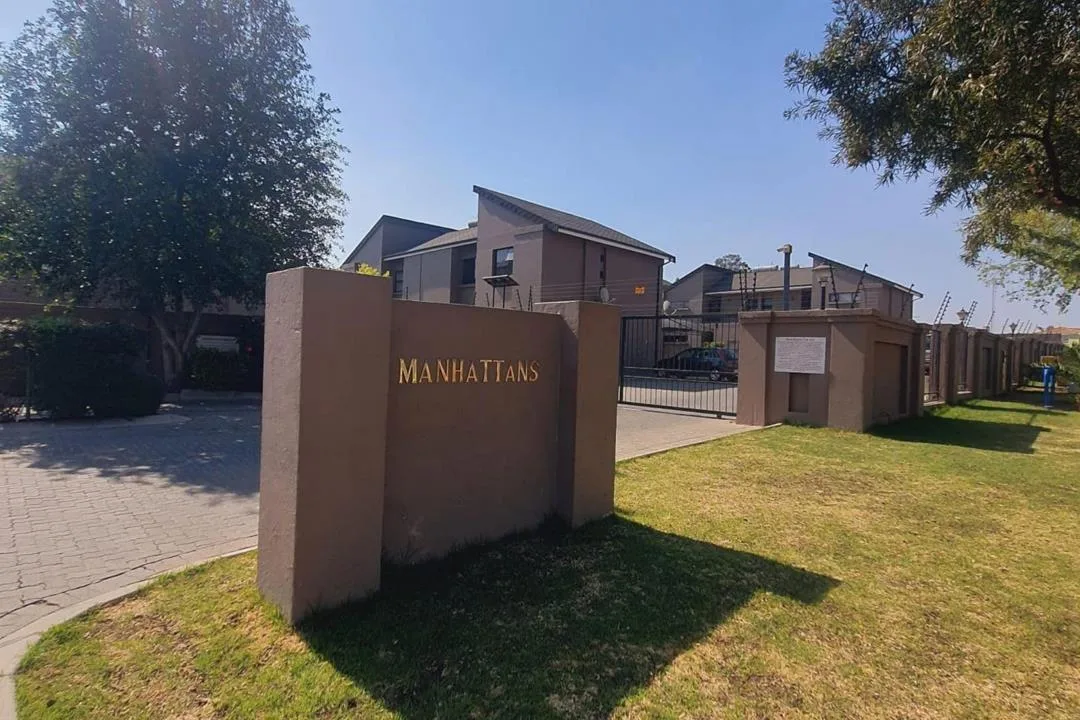 2 Bedroom Apartment / flat to rent in Helderwyk