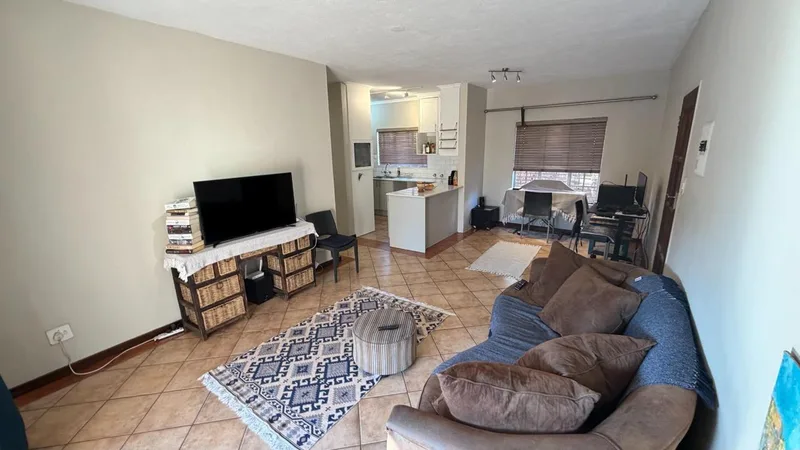 2 Bedroom Apartment / flat to rent in Olympus AH