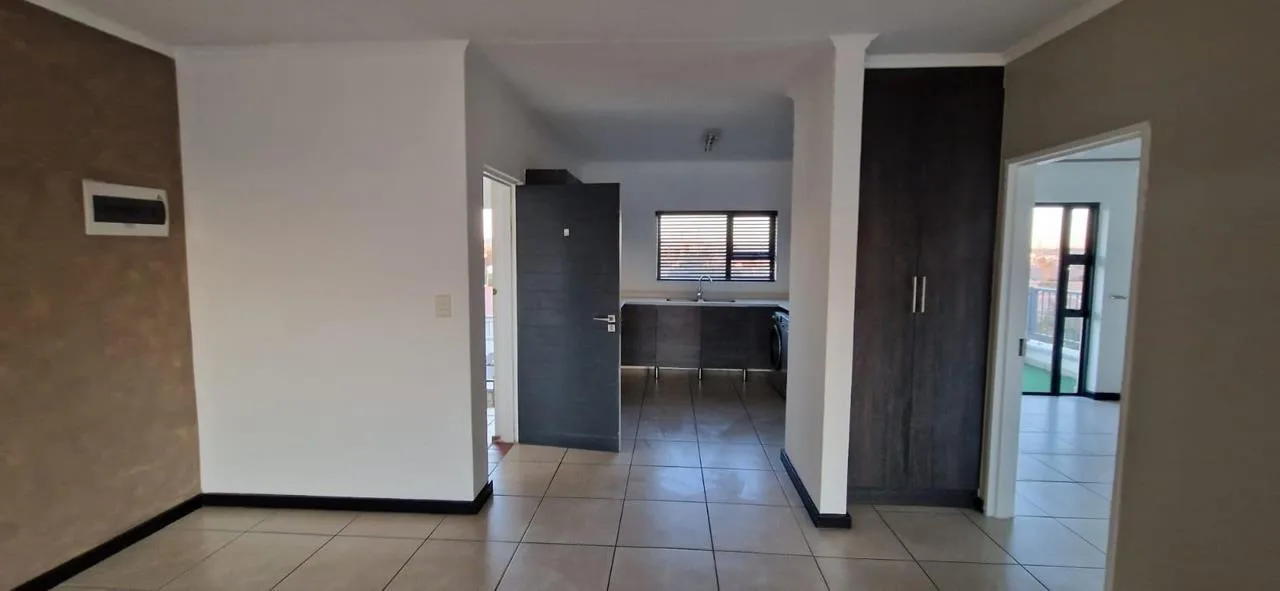 2 Bedroom Apartment / flat to rent in Greenstone Crest