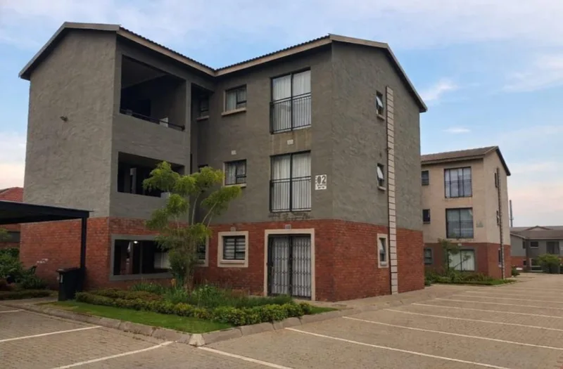 3 Bedroom Townhouse to rent in Kenleaf