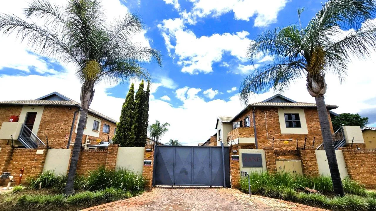 2 Bedroom Townhouse to rent in Wonderboom South