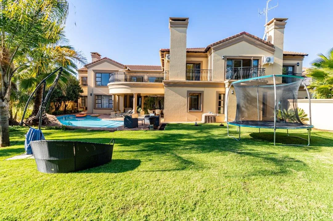 5 Bedroom House to rent in Silver Lakes Golf Estate