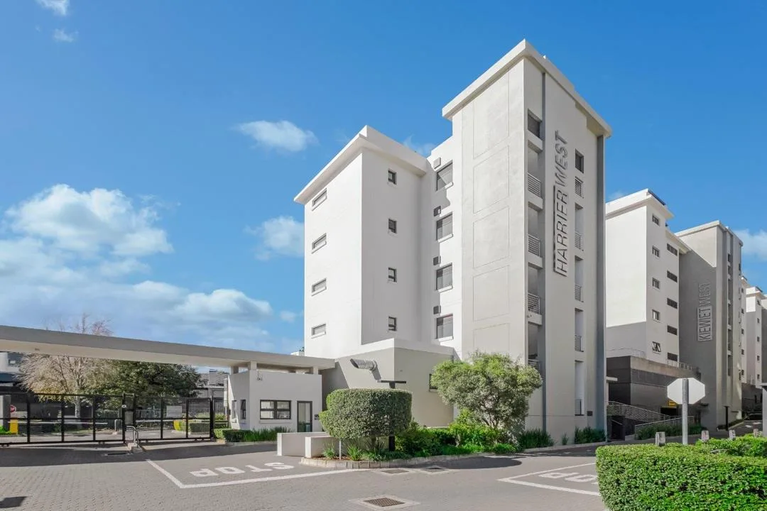 2 Bedroom Apartment / flat to rent in Hyde Park