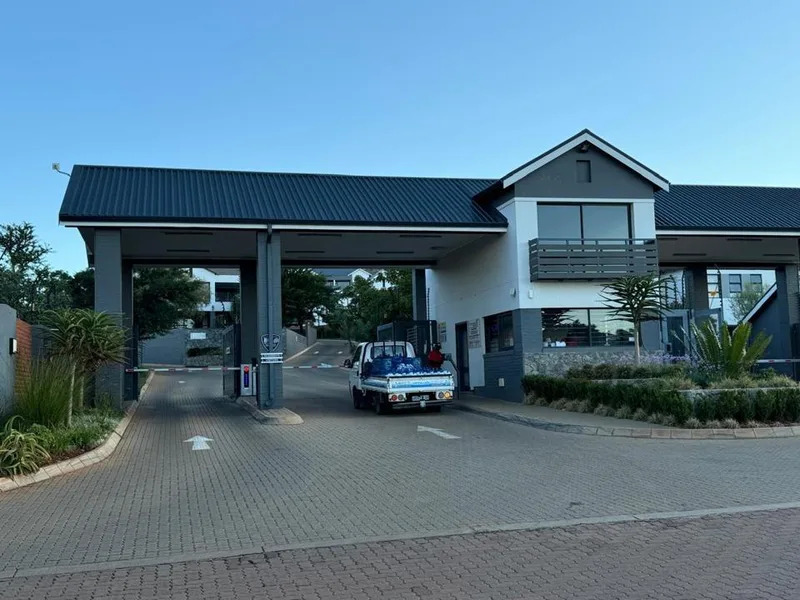 3 Bedroom Townhouse to rent in Pinehaven