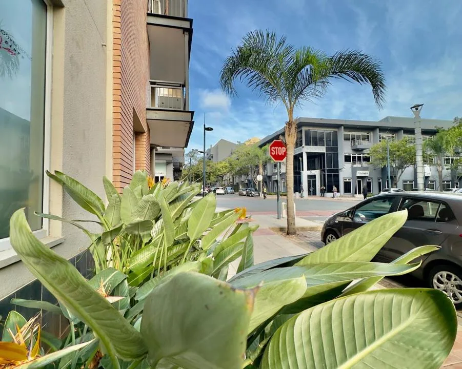 2 Bedroom Apartment / flat to rent in Umhlanga Central