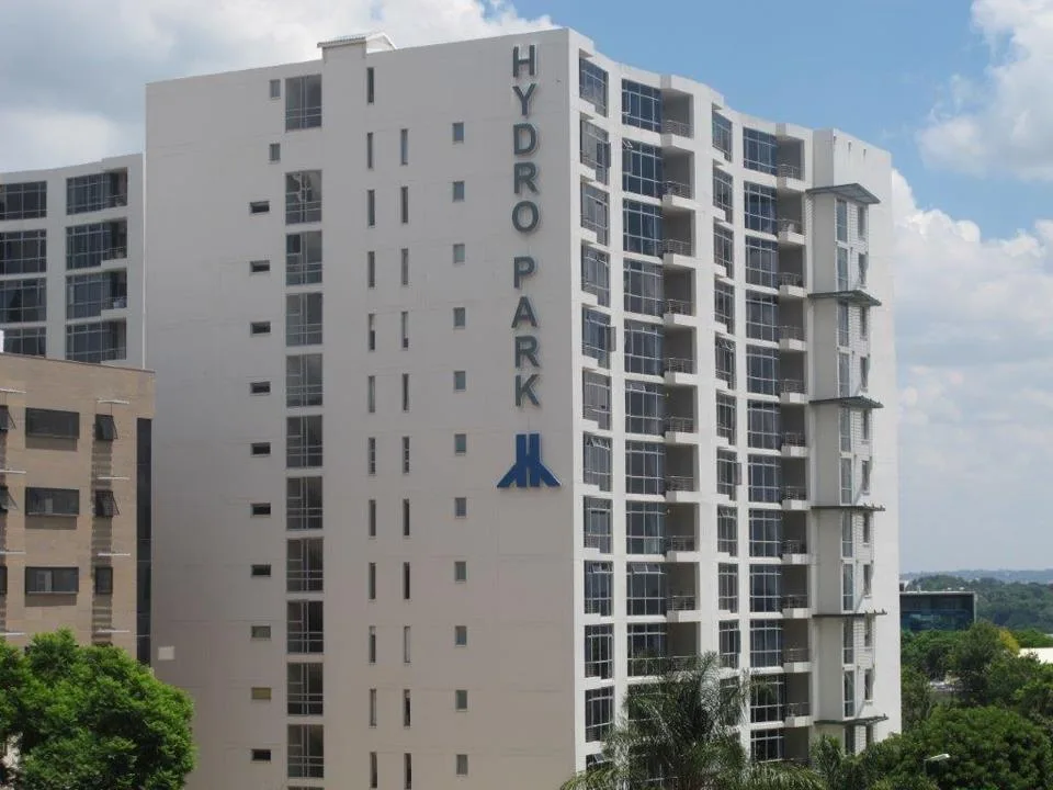 3 Bedroom Apartment / flat to rent in Sandton Central
