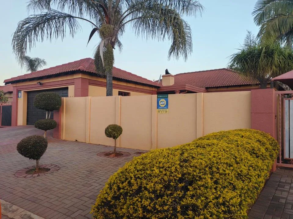 3 Bedroom House to rent in Heatherview