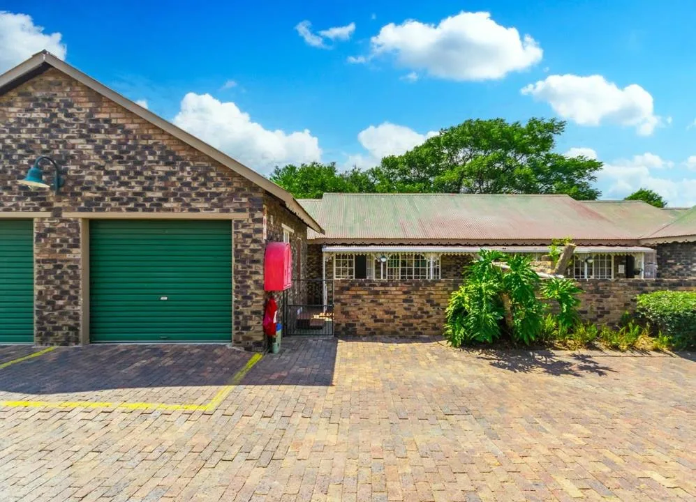 2 Bedroom Townhouse to rent in Krugersdorp North