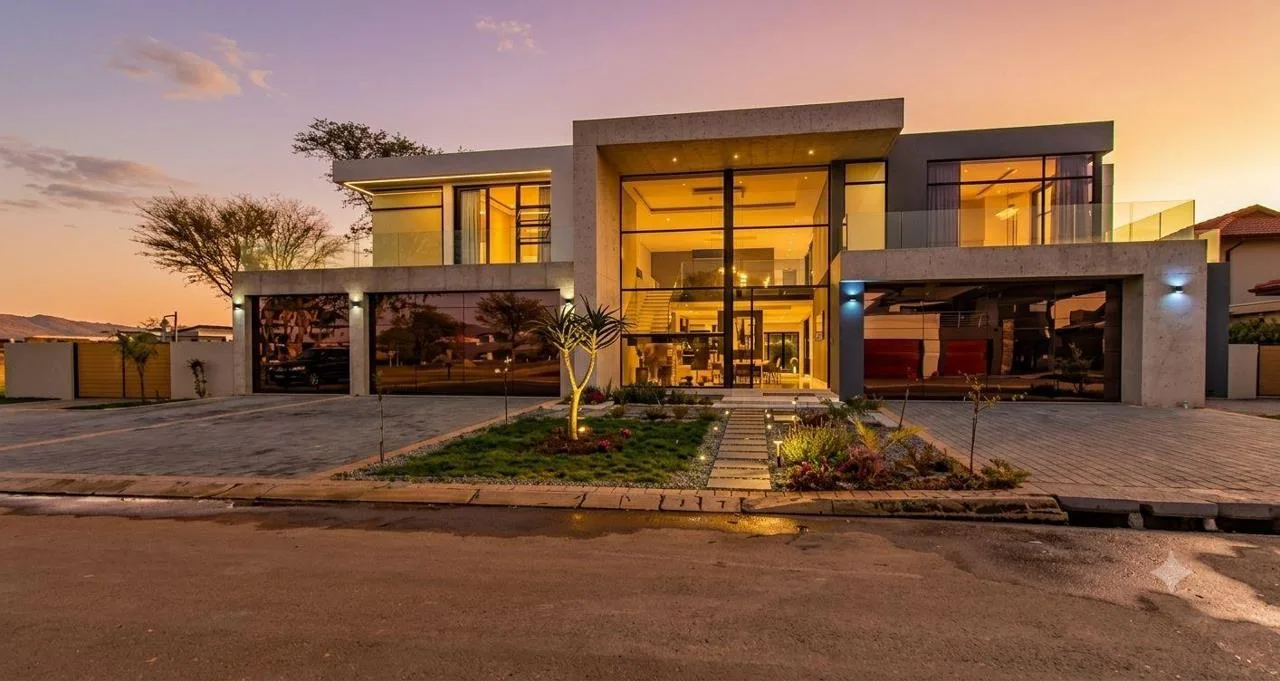 6 Bedroom House for sale in The Islands Estates