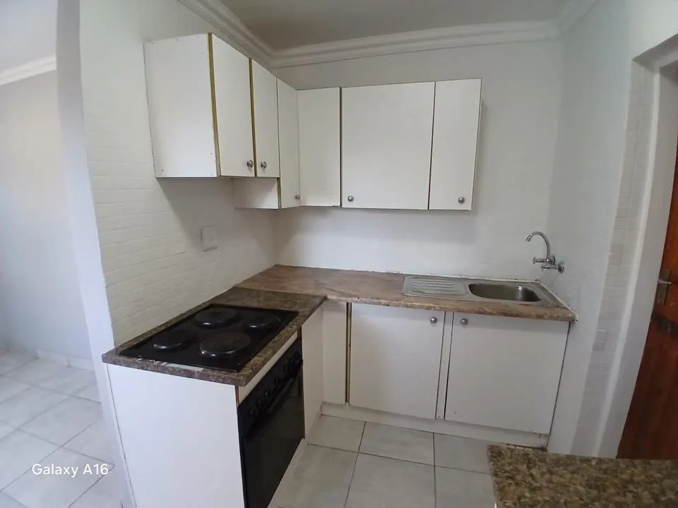 1 Bedroom House to rent in Heuweloord