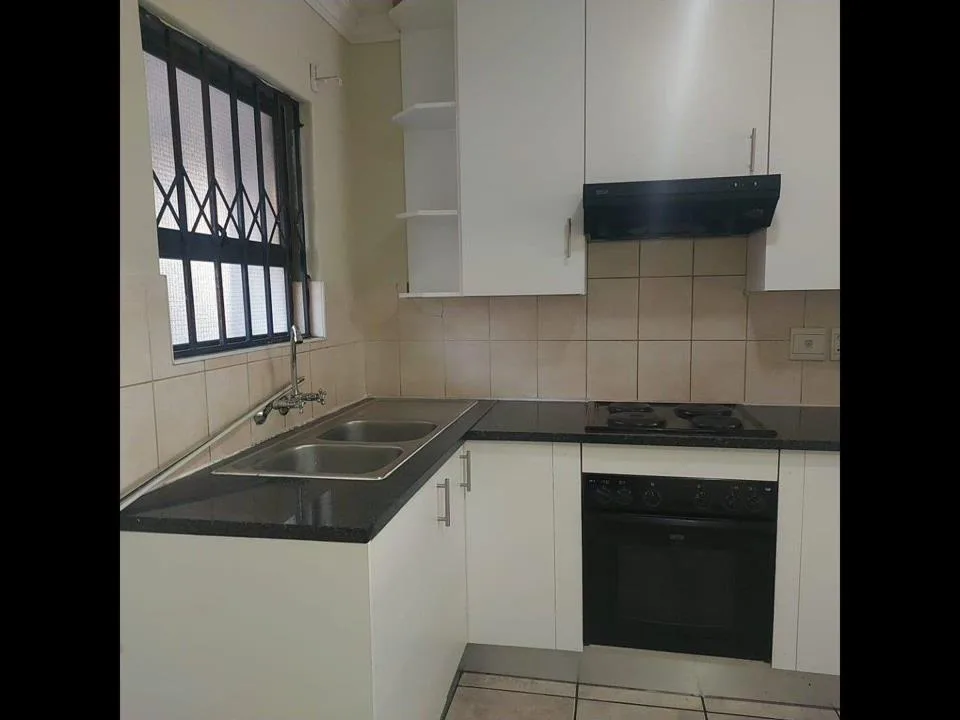 2 Bedroom Apartment / flat to rent in Halfway House