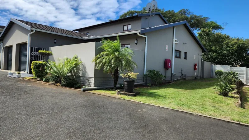 3 Bedroom Townhouse to rent in Umtentweni