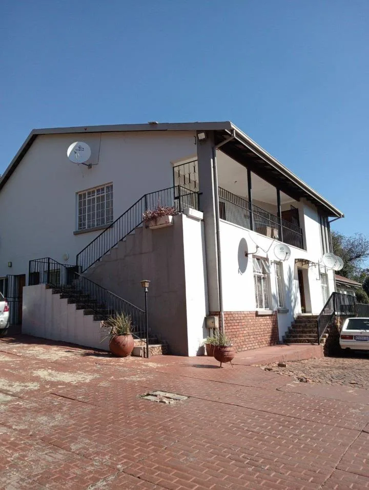 1 Bedroom Apartment / flat to rent in Florauna