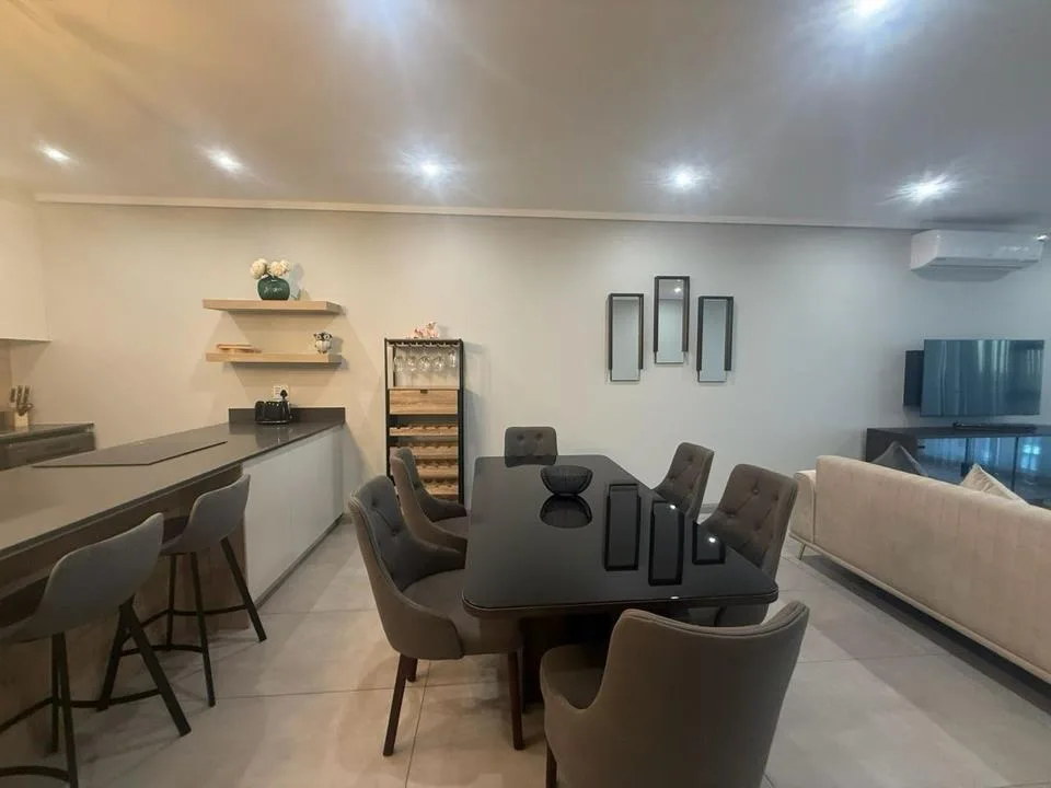 2 Bedroom Apartment / flat to rent in Midfield Estate