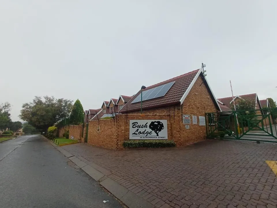 3 Bedroom Townhouse to rent in Bromhof