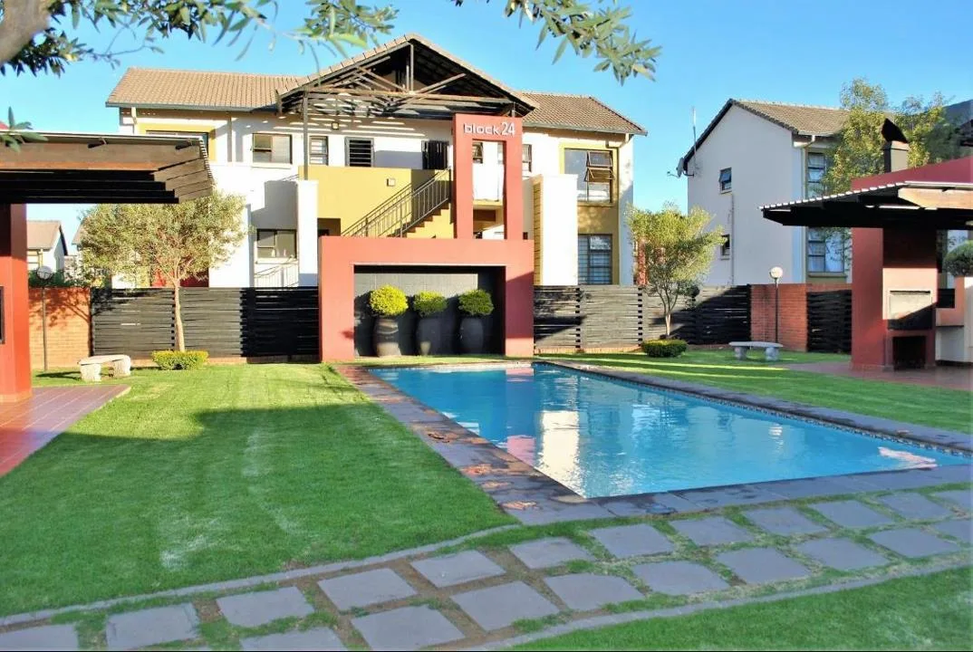 2 Bedroom Apartment / flat to rent in Noordwyk