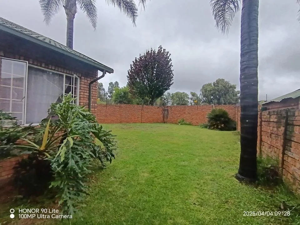 2 Bedroom Townhouse to rent in Moreleta Park