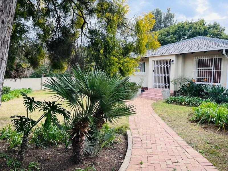 4 Bedroom House to rent in Douglasdale