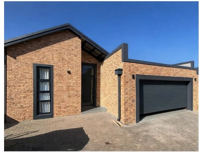 3 Bedroom Townhouse to rent in Ferndale