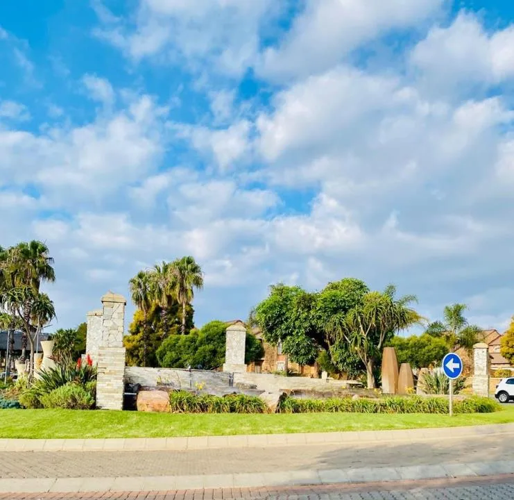 2 Bedroom Apartment / flat to rent in Mooikloof Ridge