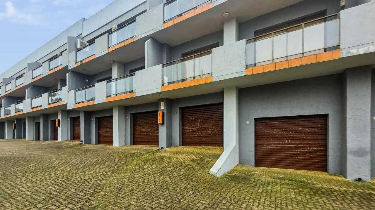 2 Bedroom Apartment / flat to rent in Manaba Beach