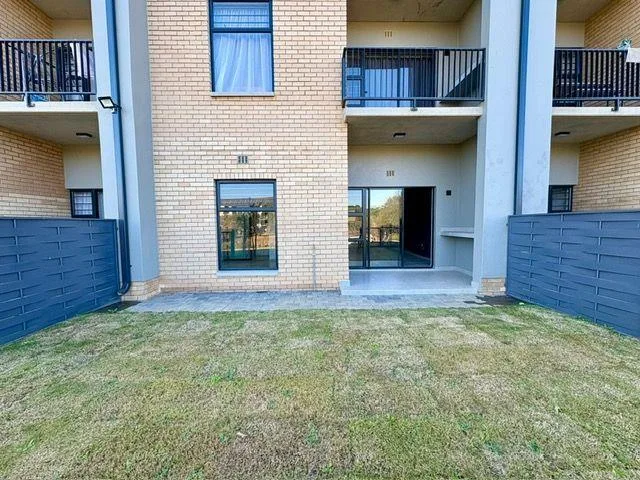 2 Bedroom Apartment / flat to rent in Waterkloof Ridge