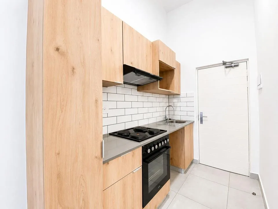 1 Bedroom Apartment / flat to rent in Illovo
