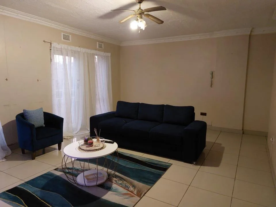 2 Bedroom Apartment / flat to rent in Montclair