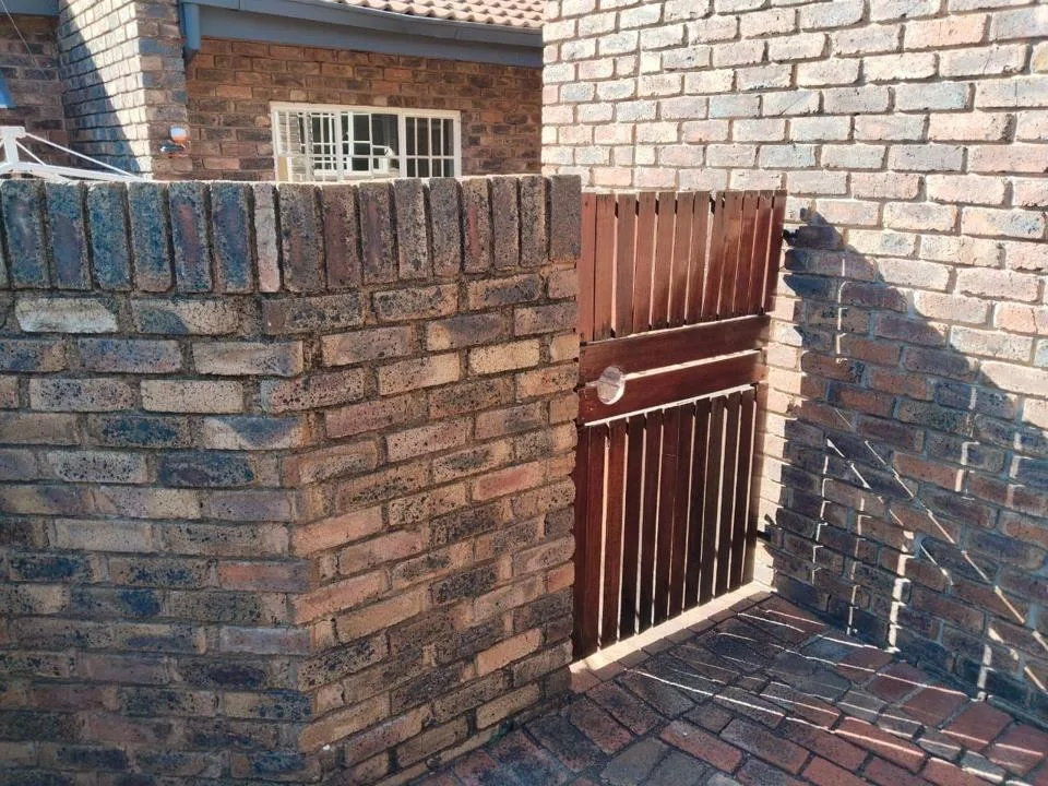 3 Bedroom Townhouse to rent in Die Wilgers
