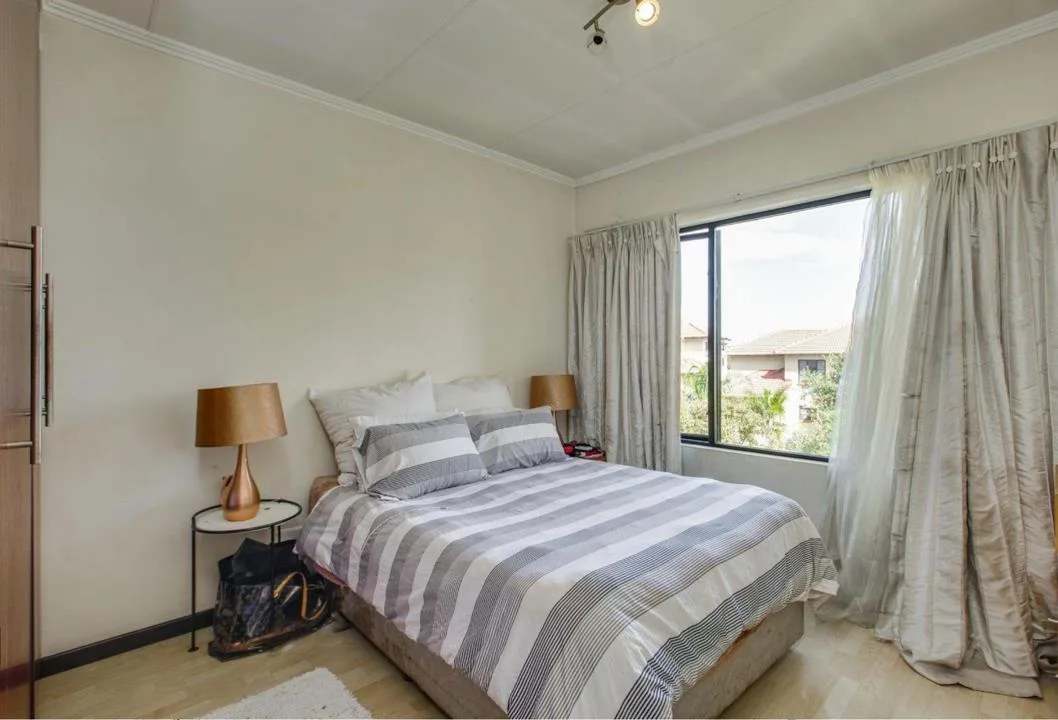 1 Bedroom Apartment / flat to rent in Sandton Central