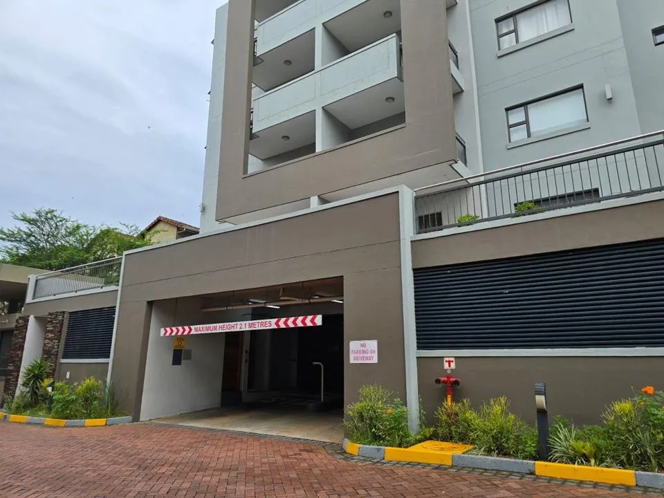 2 Bedroom Apartment / flat to rent in New Town Centre