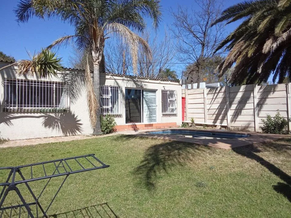 2 Bedroom Apartment / flat to rent in Edenvale Central