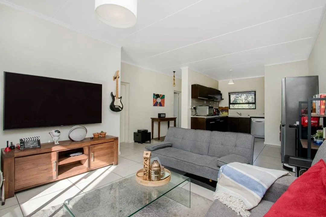 2 Bedroom Apartment / flat to rent in Fourways