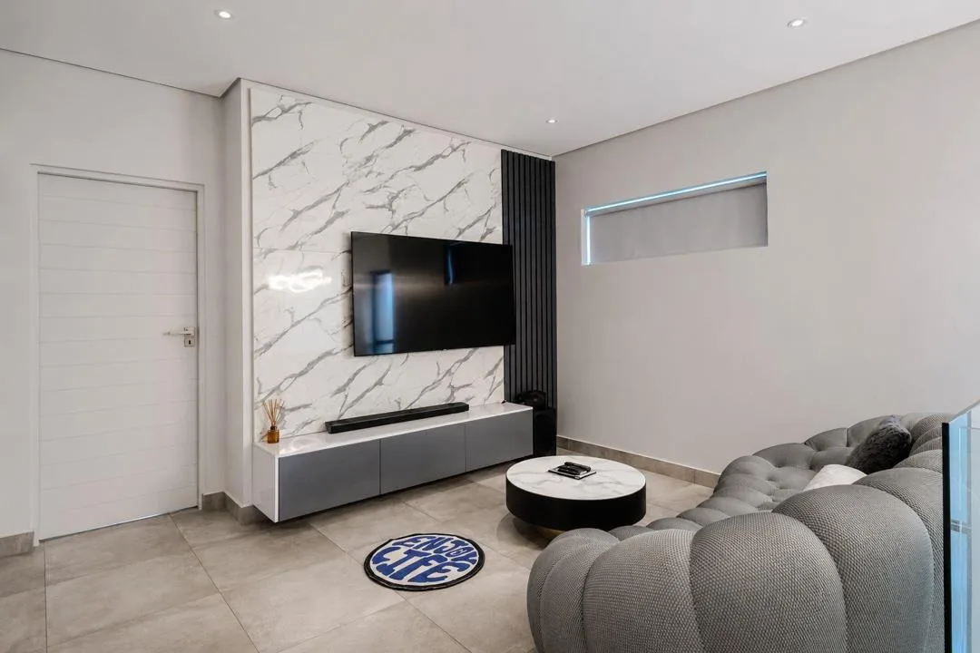 4 Bedroom Townhouse to rent in Bryanston East
