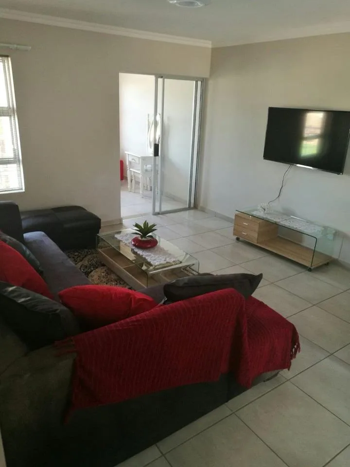 2 Bedroom Apartment / flat to rent in Montana