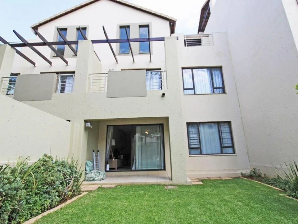 1 Bedroom Apartment / flat to rent in Bryanston