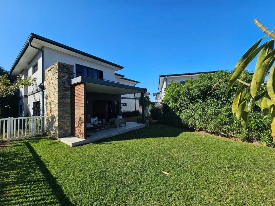 3 Bedroom House to rent in New Salt Rock City