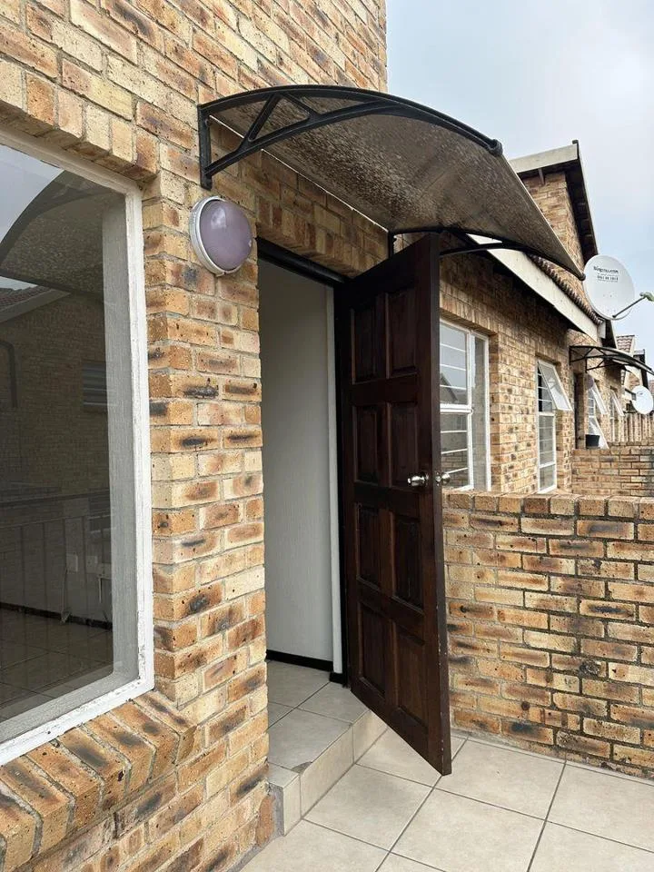 2 Bedroom Apartment / flat to rent in Honeypark