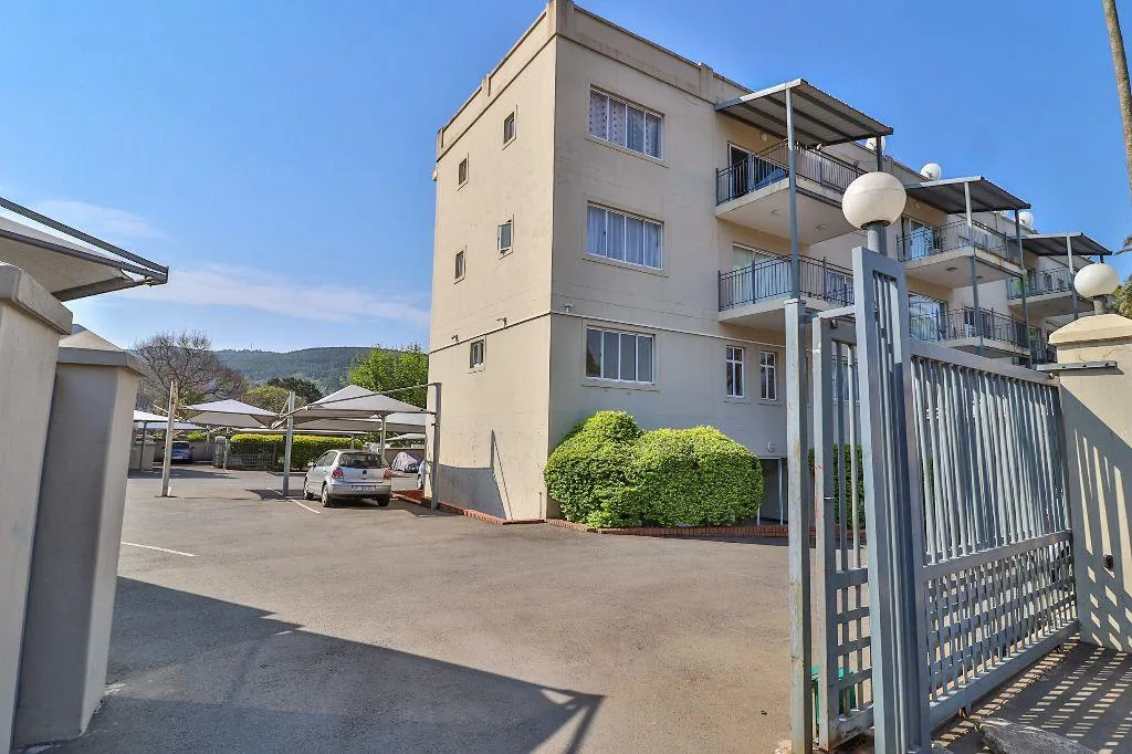 2 Bedroom Apartment / flat to rent in Prestbury