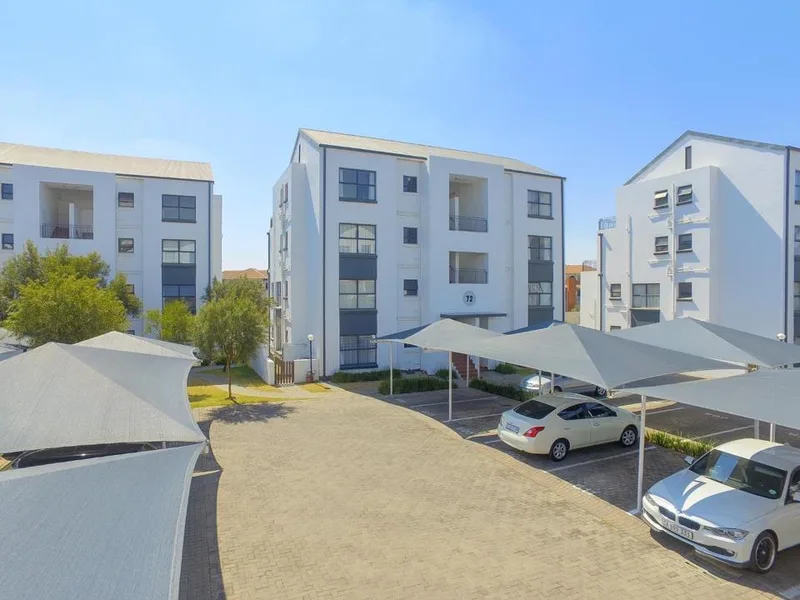 2 Bedroom Apartment / flat to rent in Greenstone Hill