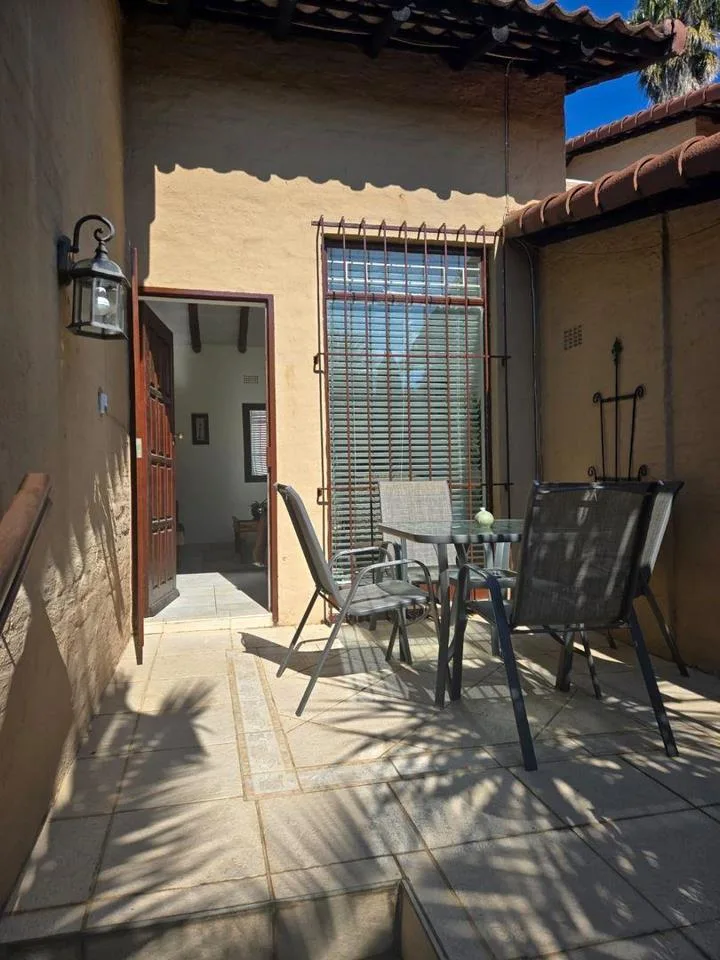 2 Bedroom Townhouse to rent in Sandown