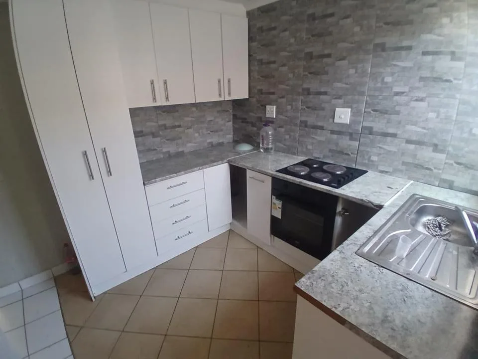 2 Bedroom House to rent in Sydenham