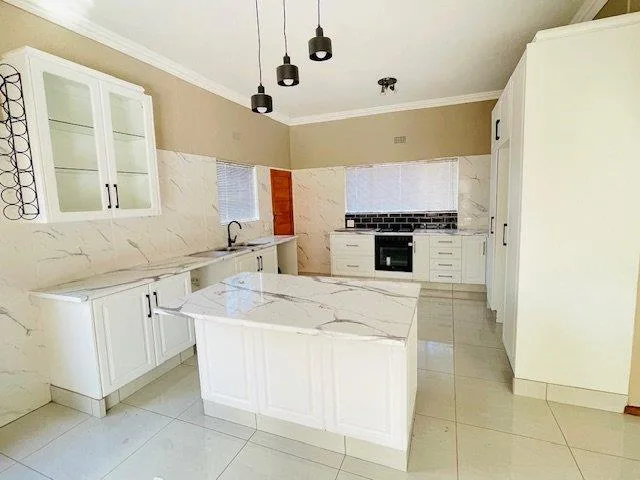 3 Bedroom House to rent in Castleview
