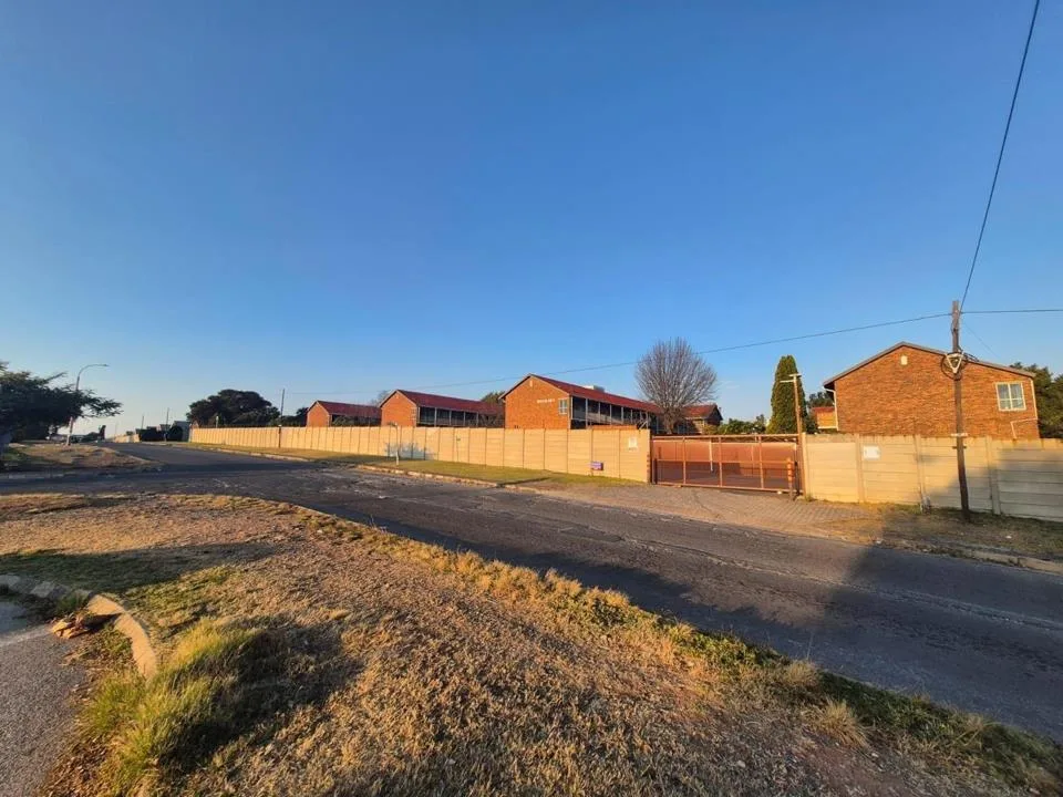 2 Bedroom Apartment / flat to rent in Horizon View