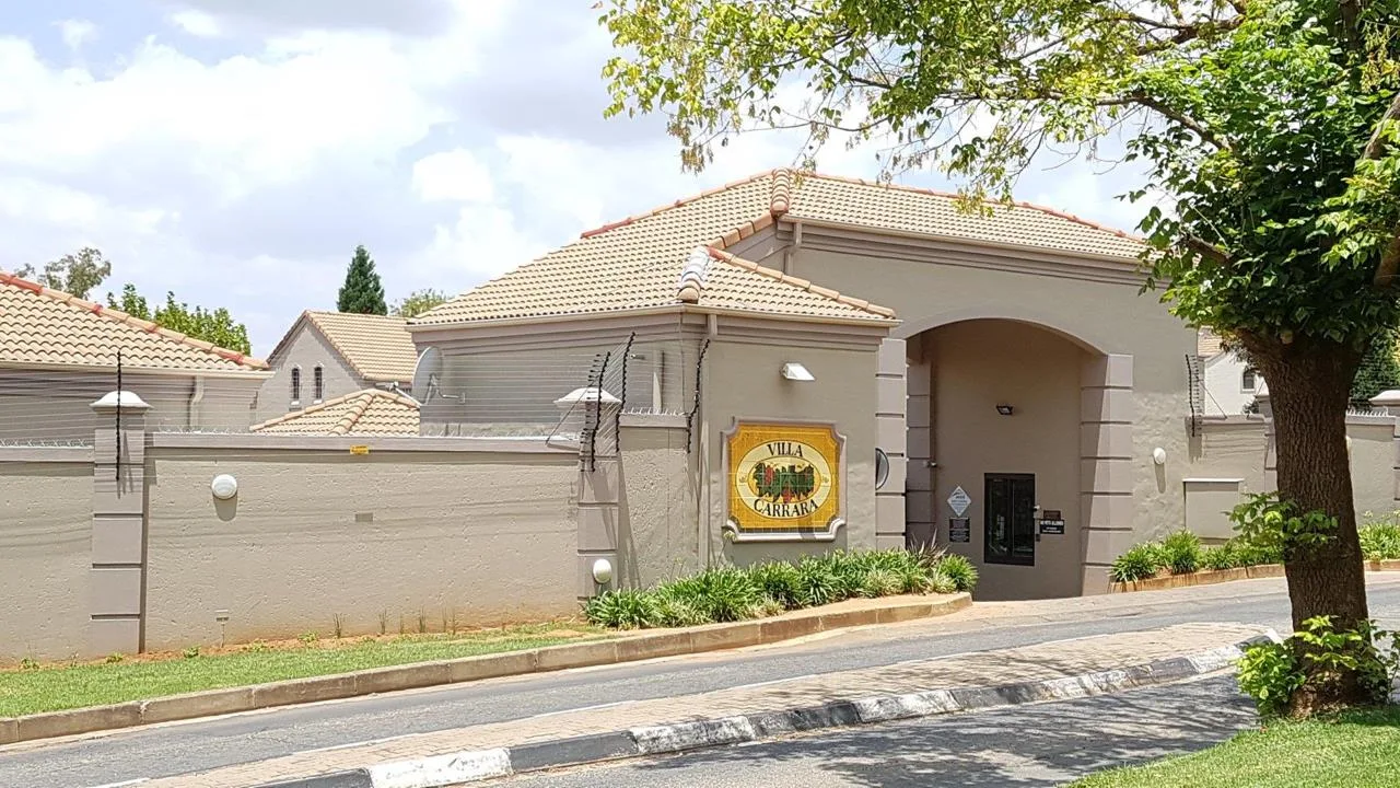 2 Bedroom Townhouse to rent in Melrose Estate