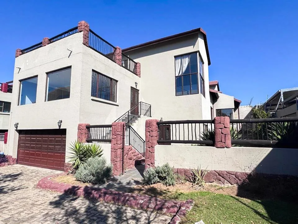 4 Bedroom House to rent in Barbeque Downs